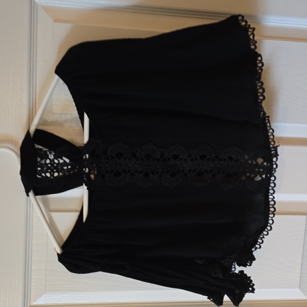 Deco Style black crop